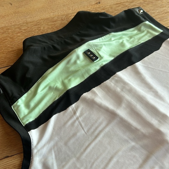 Jamie Sadock Like New Quarter Zip Sleeveless Top in SZ XL - Picture 9 of 10